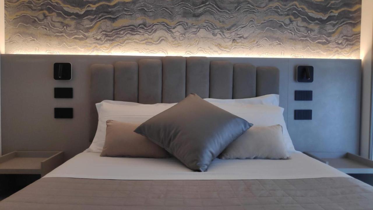 Hotel Ascot Riccione Buitenkant foto