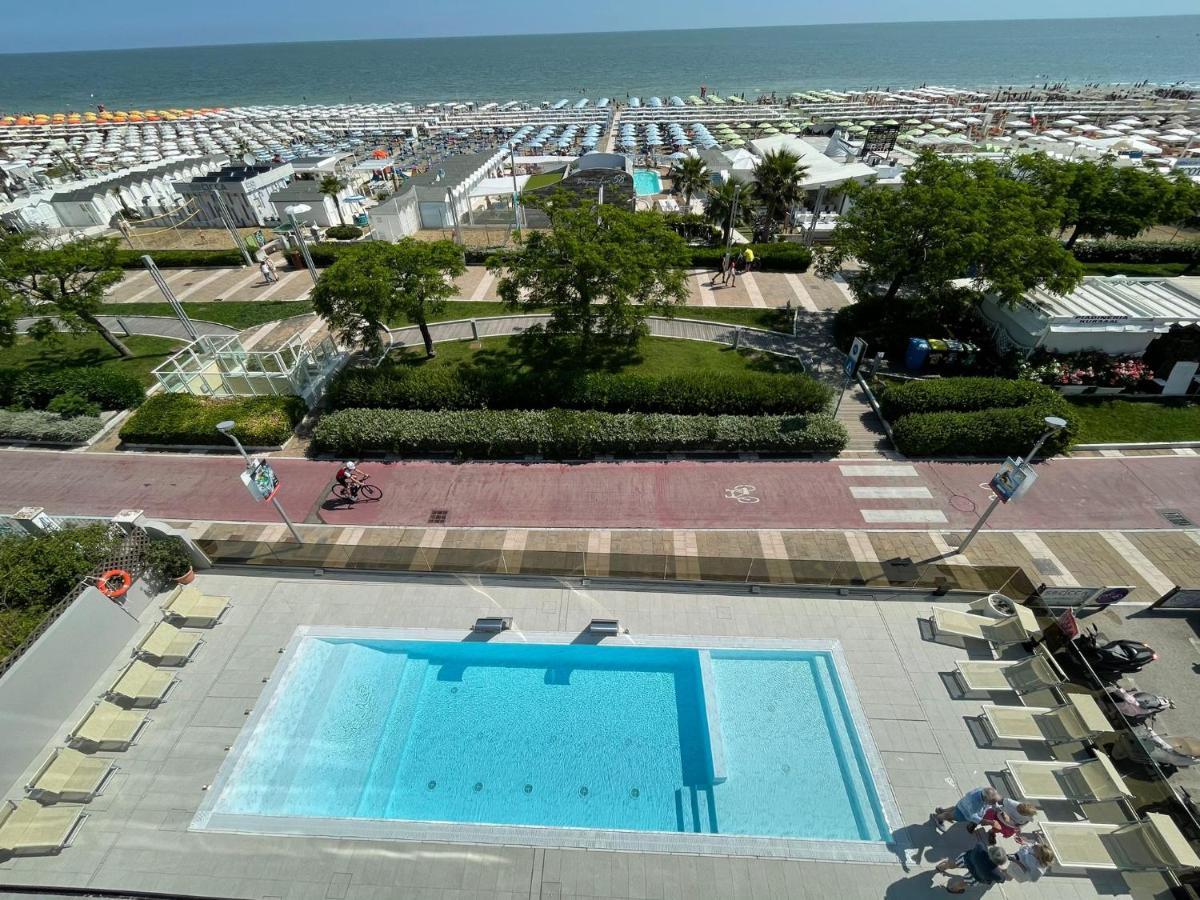 Hotel Ascot Riccione Buitenkant foto