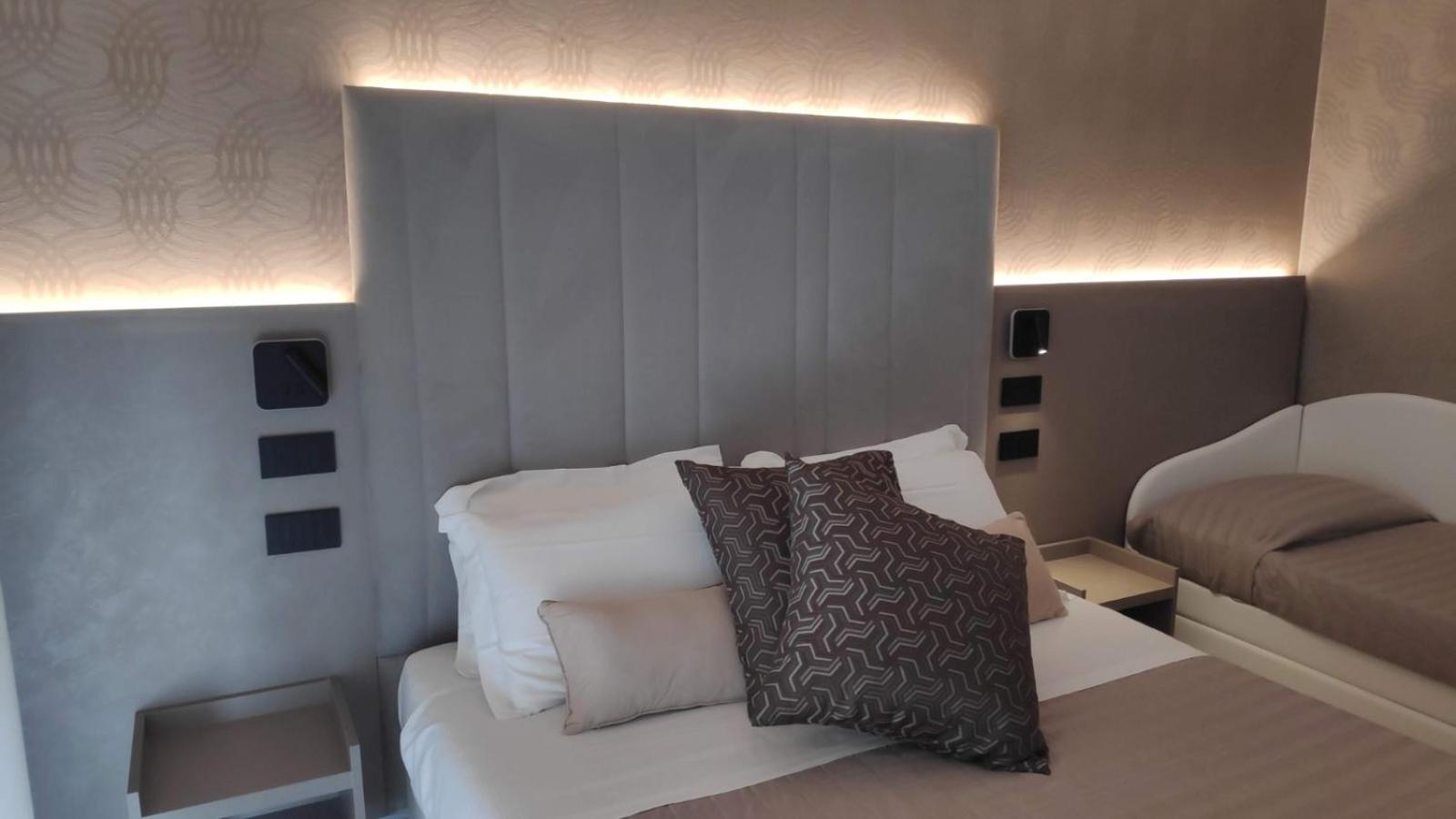 Hotel Ascot Riccione Buitenkant foto