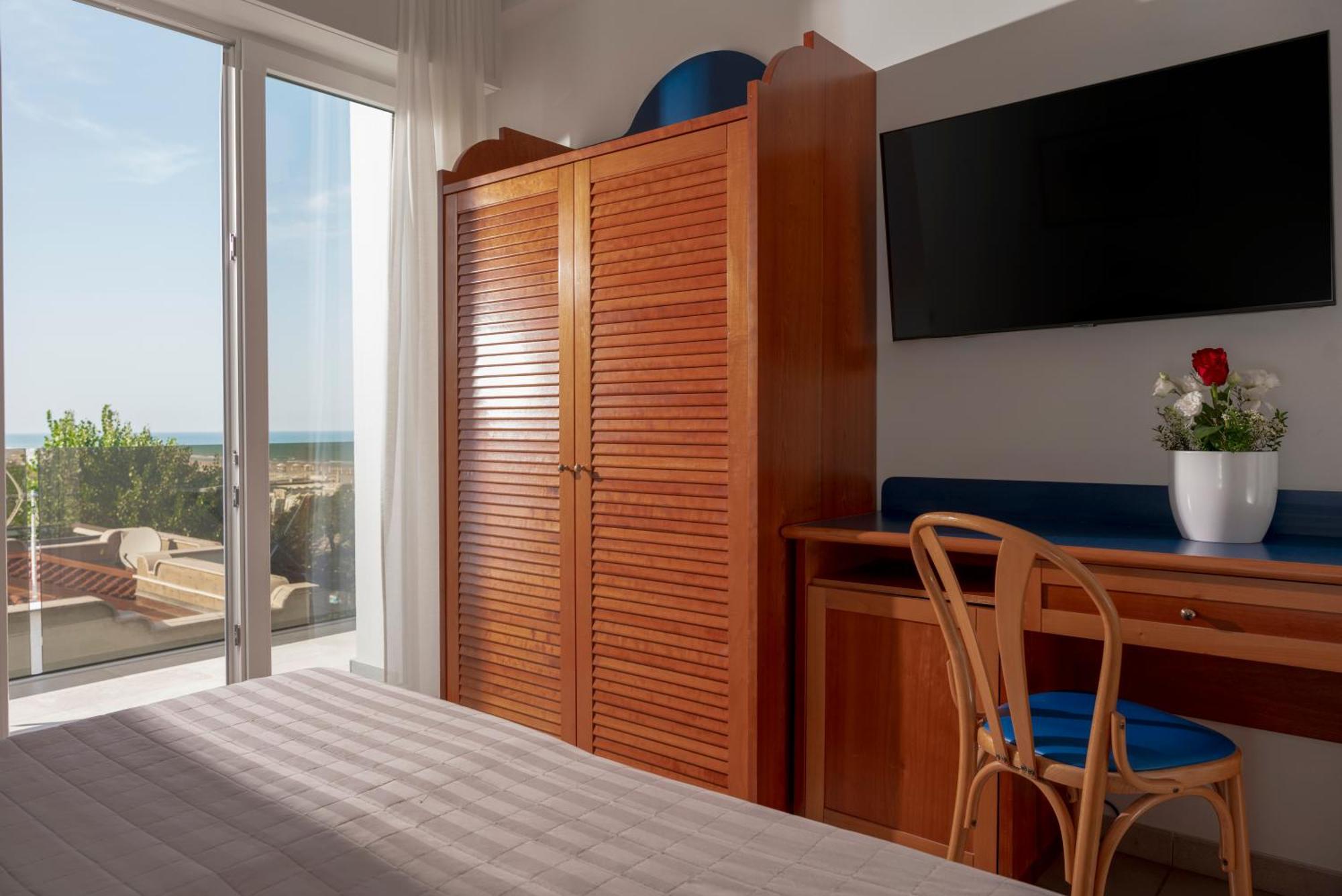Hotel Ascot Riccione Buitenkant foto