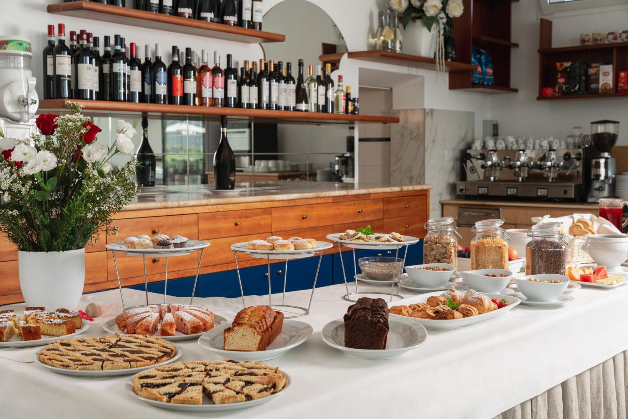 Hotel Ascot Riccione Buitenkant foto