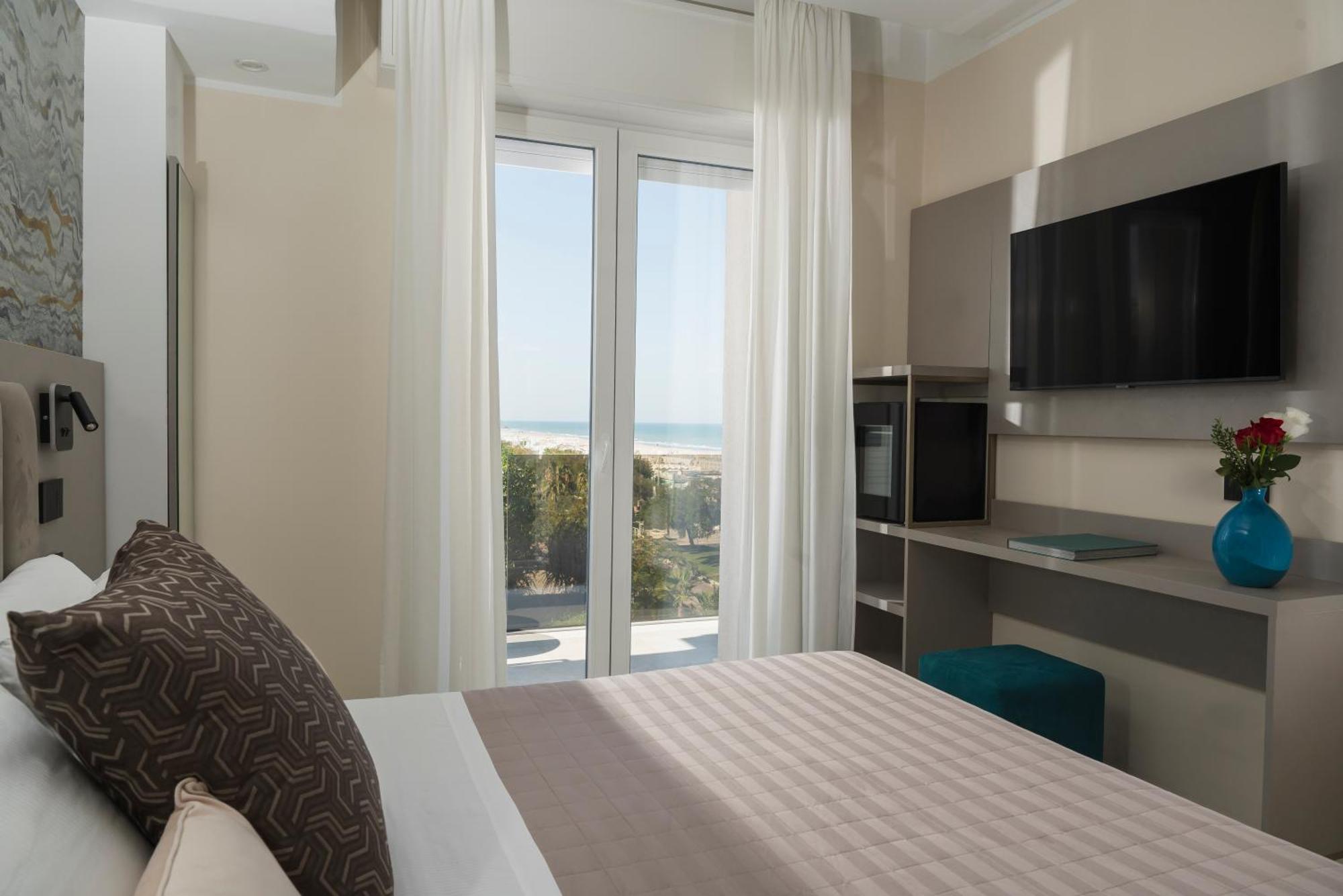 Hotel Ascot Riccione Buitenkant foto